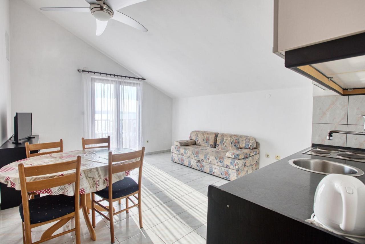 Apartments By The Sea Brodarica, Sibenik - 13615 Екстериор снимка
