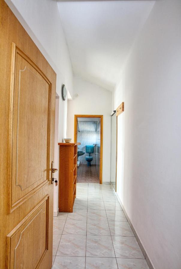 Apartments By The Sea Brodarica, Sibenik - 13615 Екстериор снимка