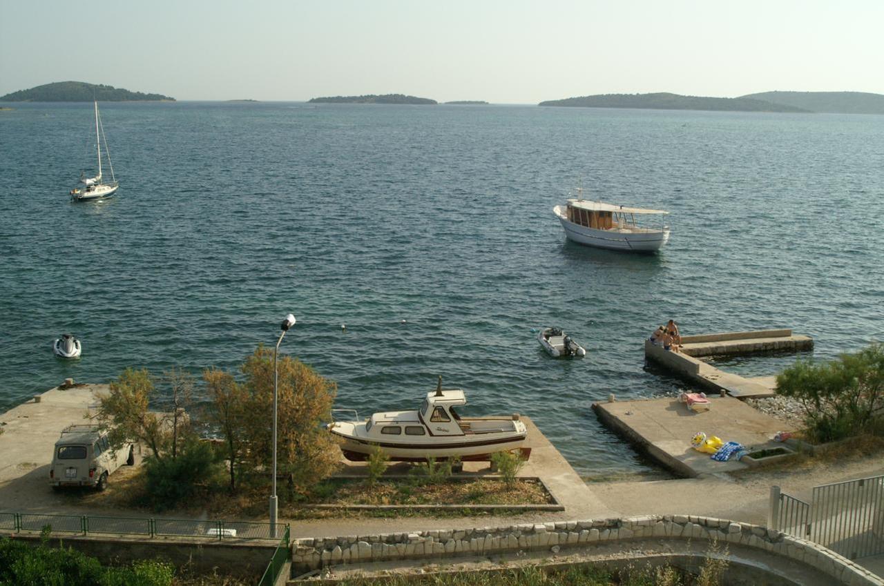 Apartments By The Sea Brodarica, Sibenik - 13615 Екстериор снимка